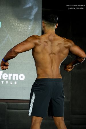 MEN'S PHYSIQUE 174